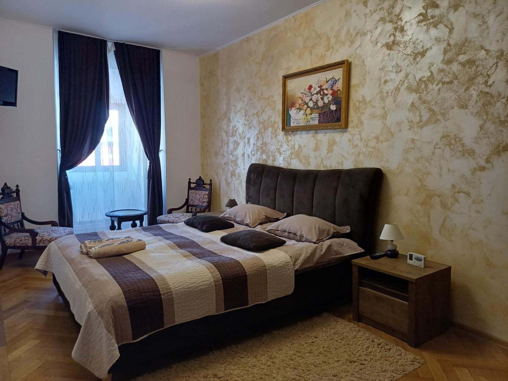 Republicii Apartment براشوف المظهر الخارجي الصورة